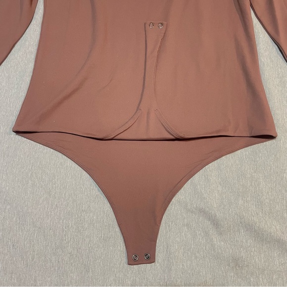 Nuuds Long Sleeve Square Neck Bodysuit Brown Size XL - Picture 5 of 6